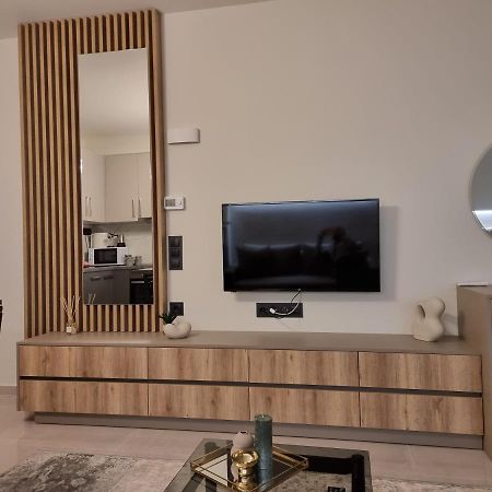 Iris City Center Premium Studio سالونيك المظهر الخارجي الصورة