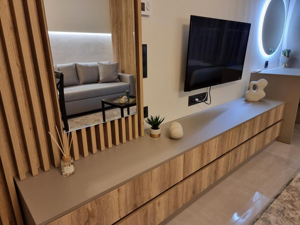 Iris City Center Premium Studio سالونيك المظهر الخارجي الصورة